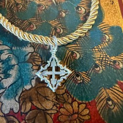 Cruz mallorquina grande de plata